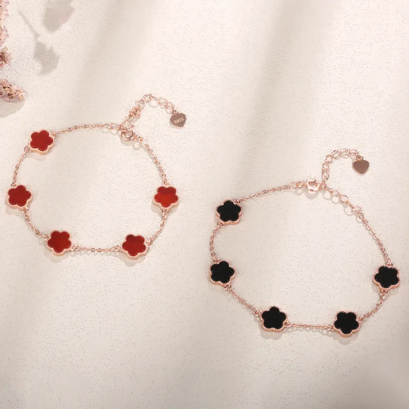Lao Feng Xiang Agate Hand Accessory Unisex-4