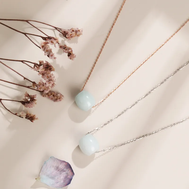 Lao Feng Xiang Bean Type Jadeite Necklaces Women's-5