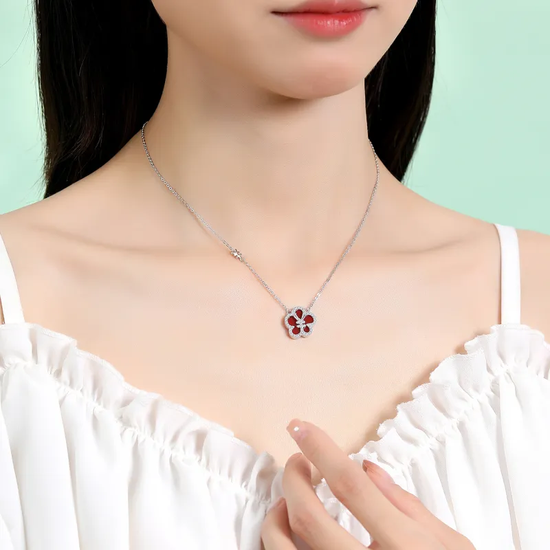 Lao Feng Xiang Agate Necklaces Women's-1