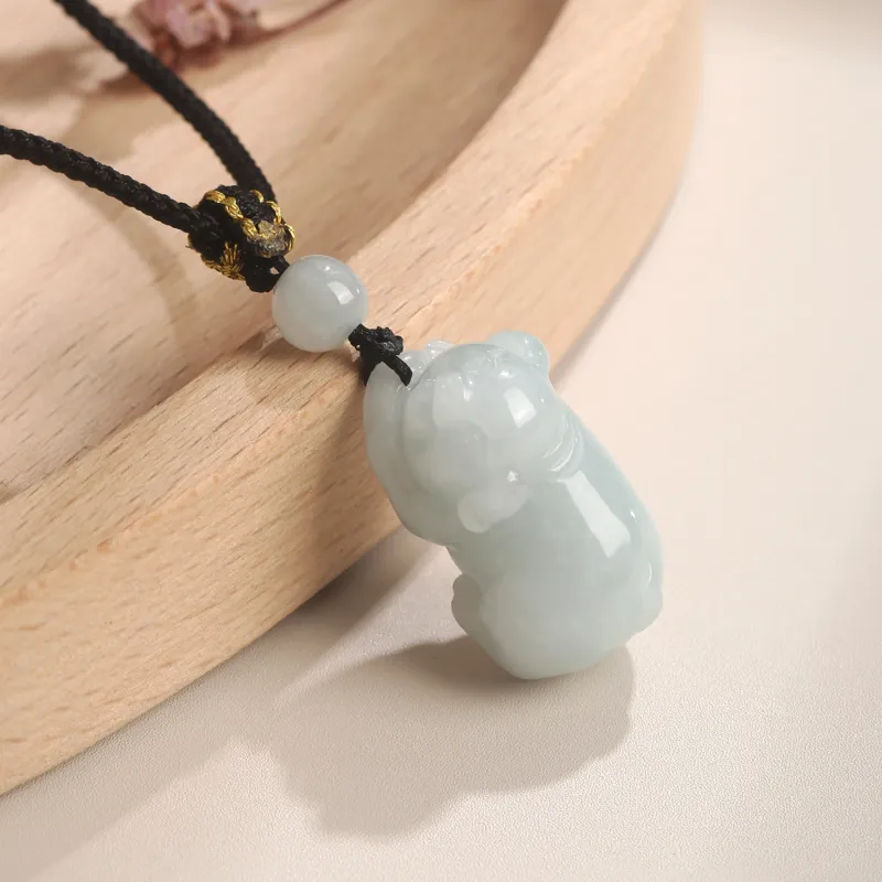 Lao Feng Xiang Bean Type Jadeite Necklaces Unisex-5