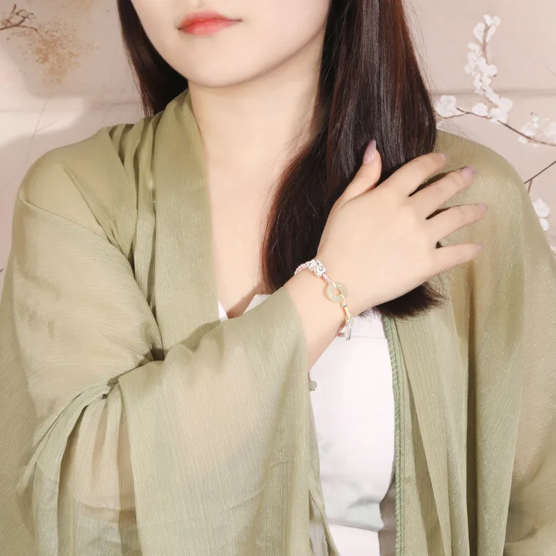 Lao Feng Xiang Hetian Jade Bracelets White Jade/Pale Greenish White Jade Unisex-1