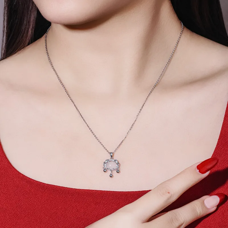 Lao Feng Xiang Chalcedony Necklaces Women's-1