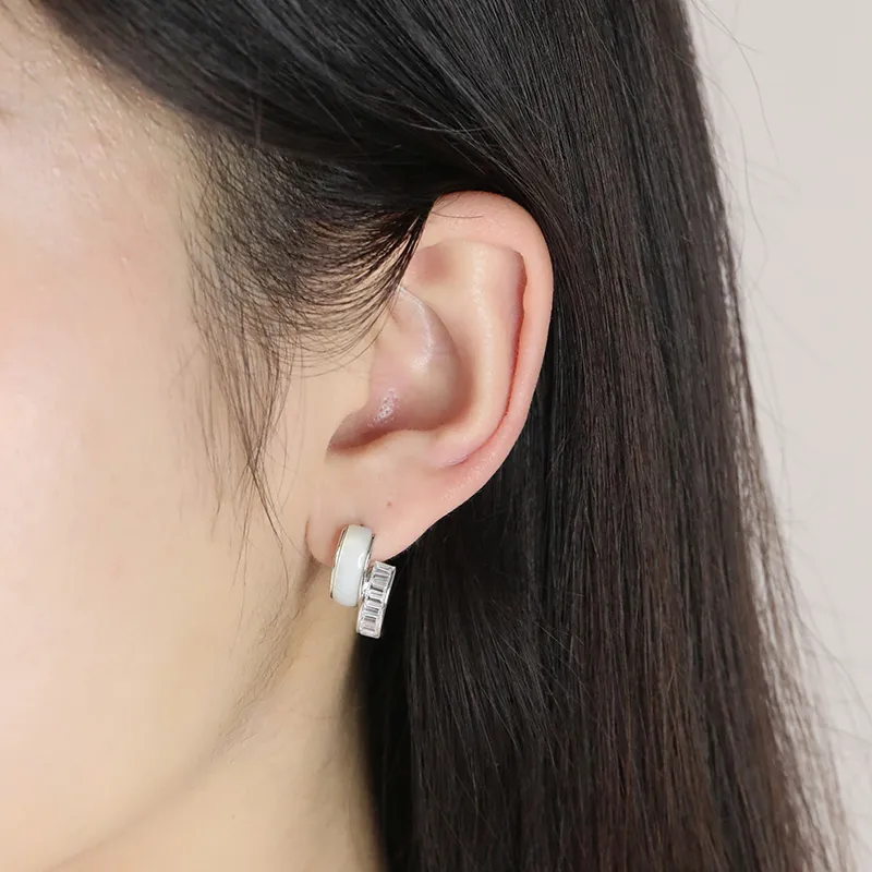 LAOYINJIANG S925 Silver Case Stud Earrings Women's-1