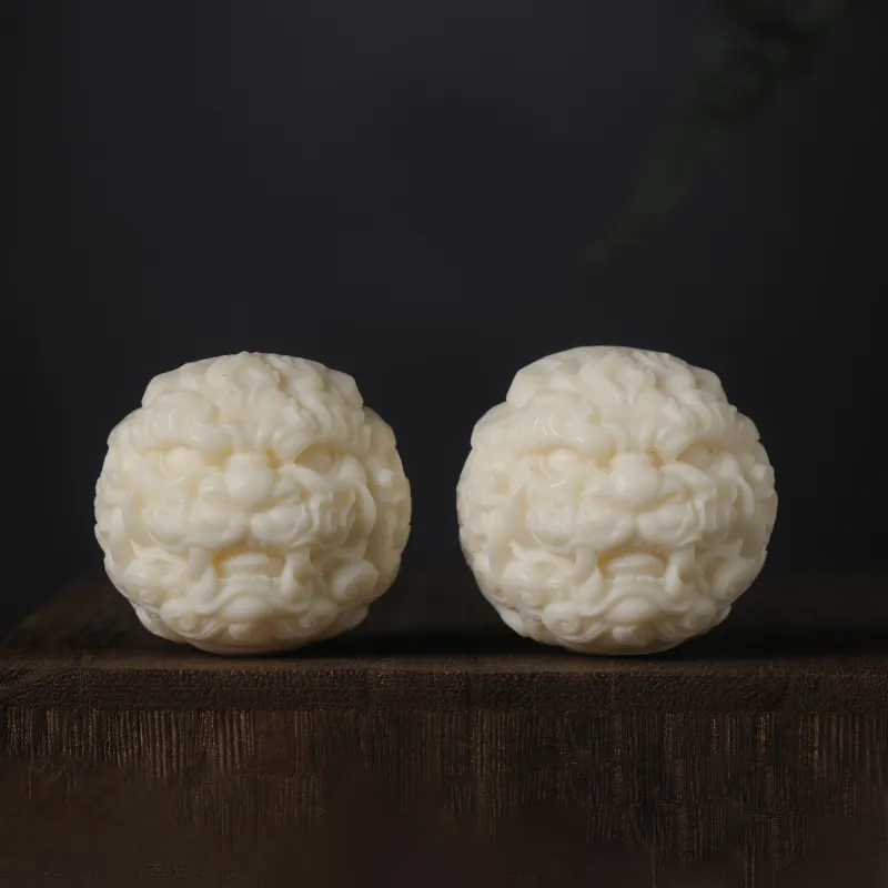 WUDE Ivory Nut Handlebar Piece Unisex-1