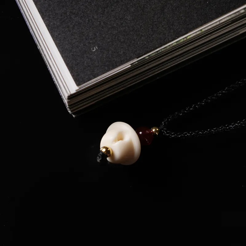 WUDE Ivory Nut Necklaces Unisex-4