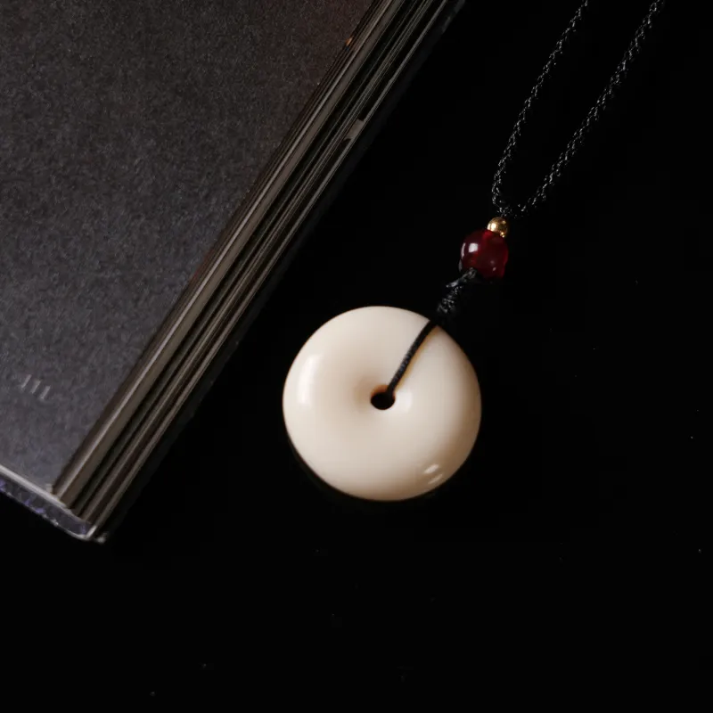 WUDE Ivory Nut Necklaces Unisex-4