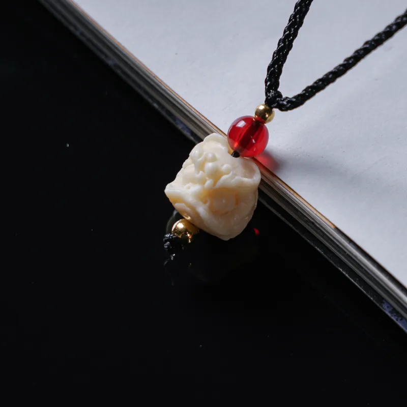 WUDE Ivory Nut Necklaces Unisex-2