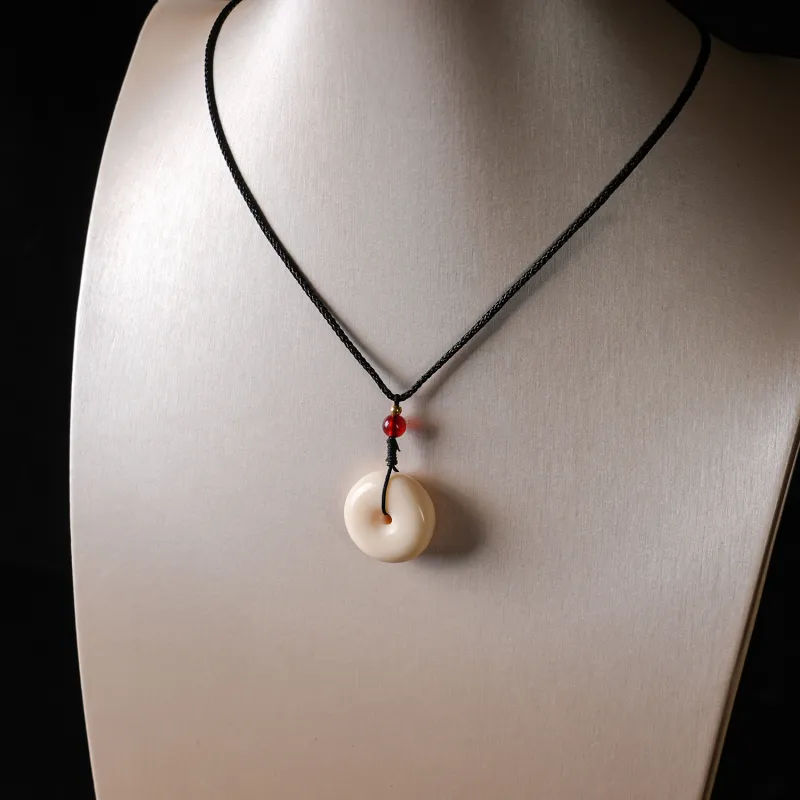 WUDE Ivory Nut Necklaces Unisex-1