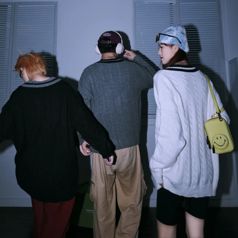 P8H9 Sweaters Unisex-14