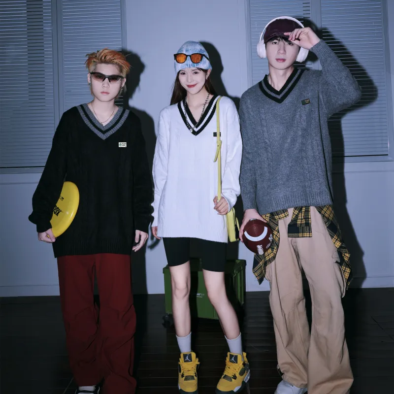 P8H9 Sweaters Unisex-2