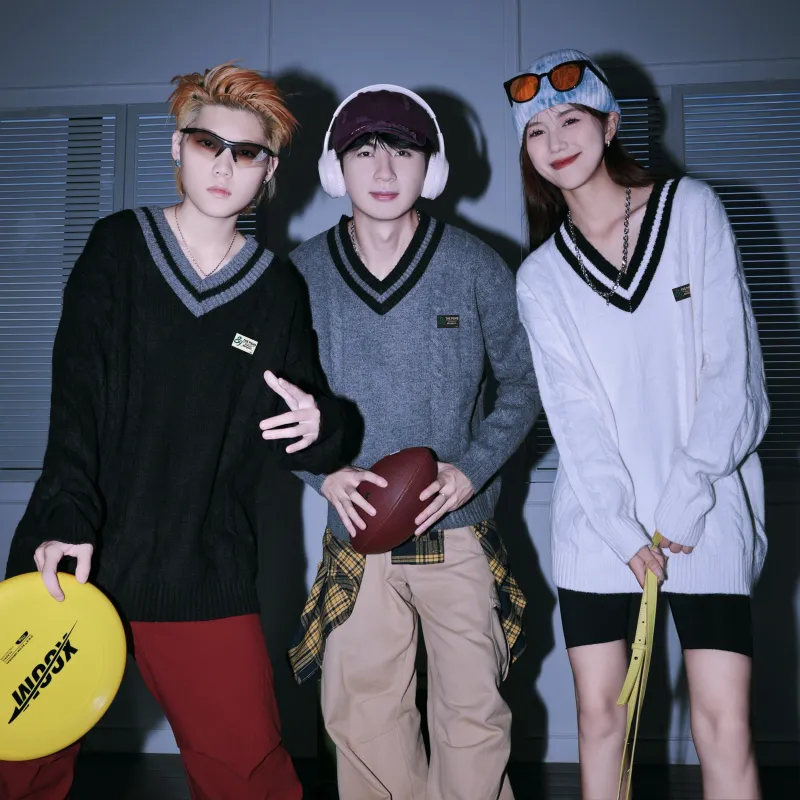 P8H9 Sweaters Unisex-13