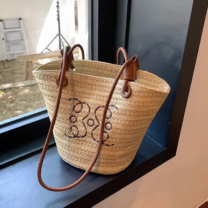 Bullrun Straw Woven Shoulder Bag Women's Khaki-4