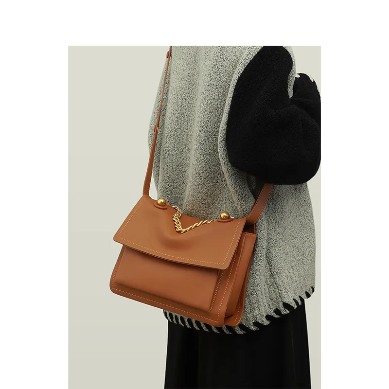 Bullrun Cow Leather Crossbody Bag, Shoulder Bag Women's Brown-3