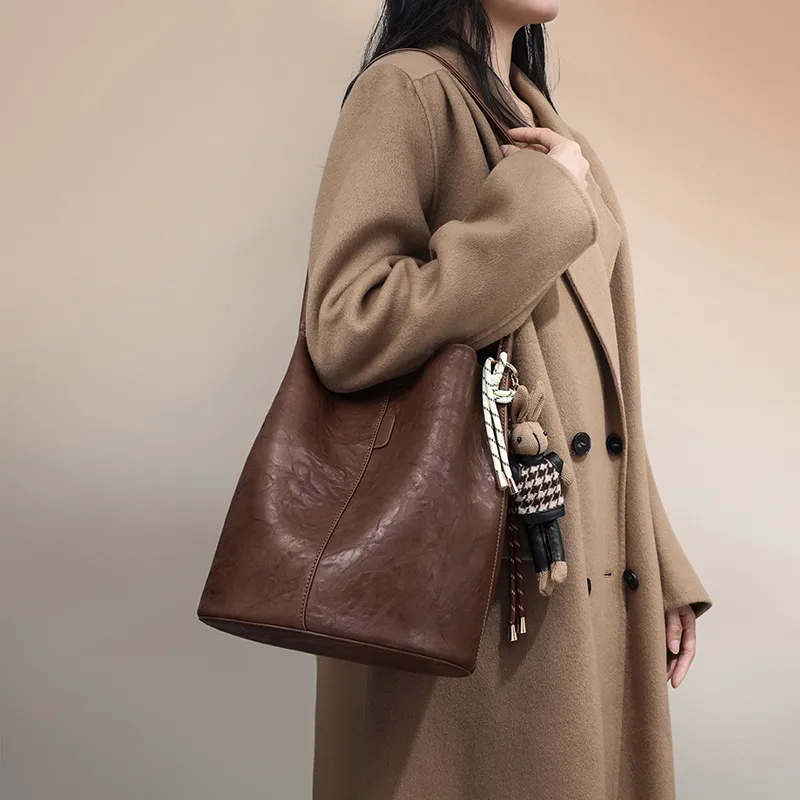 Bullrun Synthetic Leather Shoulder Bag Women's Coffee-1