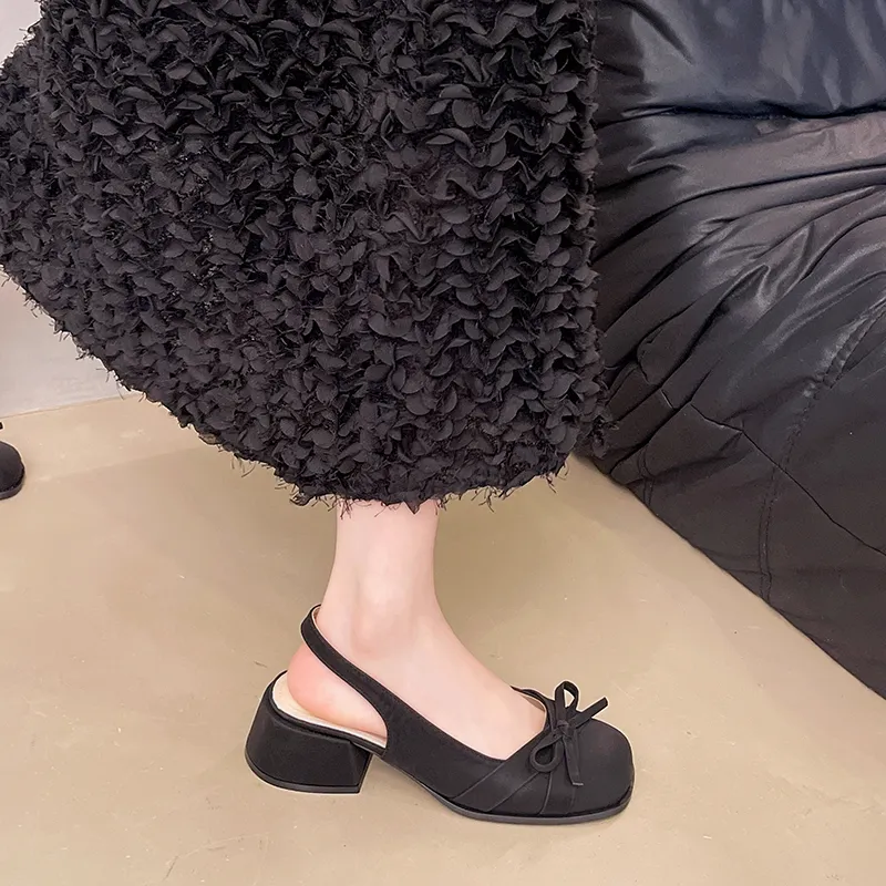 Yang Nianhua Chunky Heel High Heels Women's-3