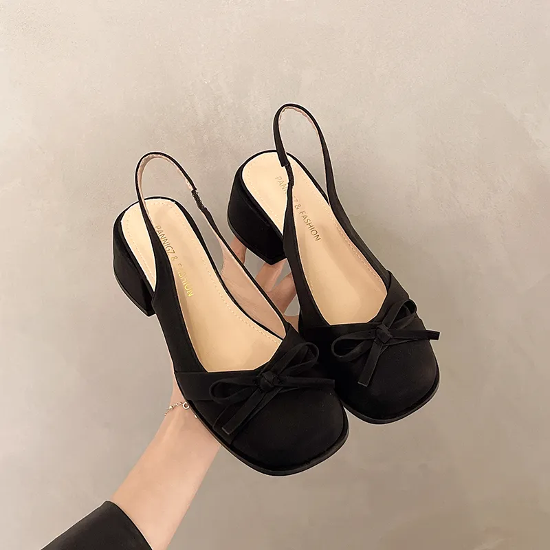 Yang Nianhua Chunky Heel High Heels Women's-1