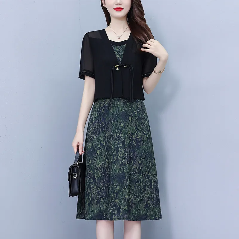 Flowers In Water Short Sleeved Dress Women's-4