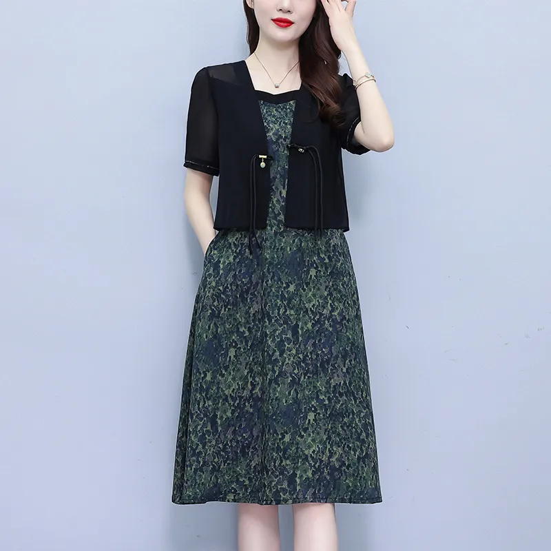 Flowers In Water Short Sleeved Dress Women's-6