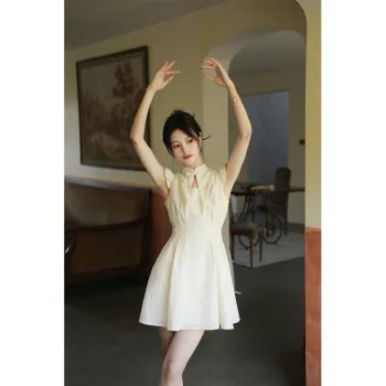 Flowers In Water Sleeveless Dress Women's