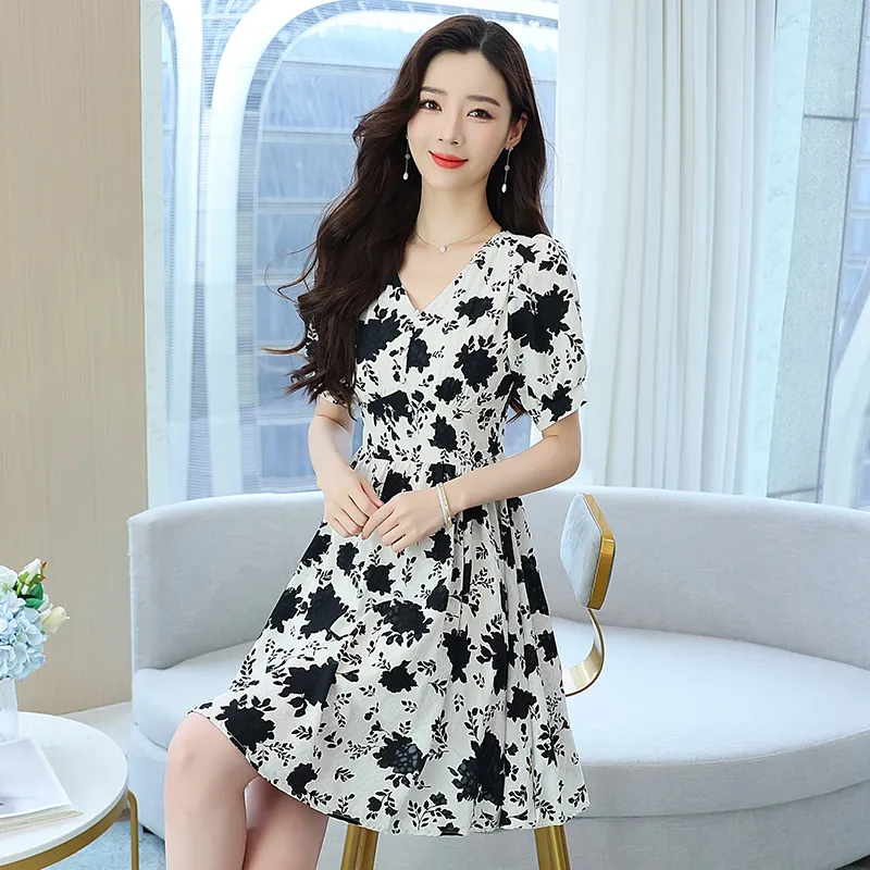 Flowers In Water Short Sleeved Dress Women's-3