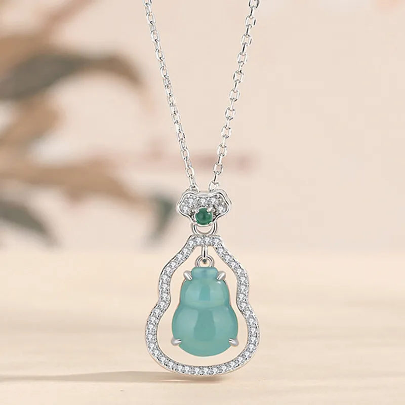 MUSHIFEN Glutinous Jade Jadeite Necklaces Unisex-1