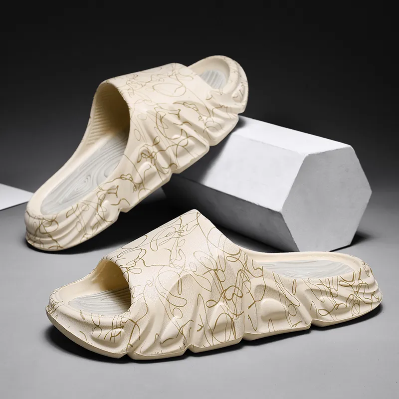 Colorful Creations Quiet Slip Resistant Abrasion Resistant Slide Slippers Men's Box-9