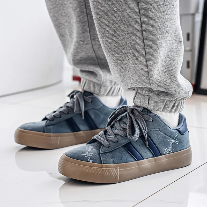 Colorful Creations Low Top Skateboard Shoes Men's-9