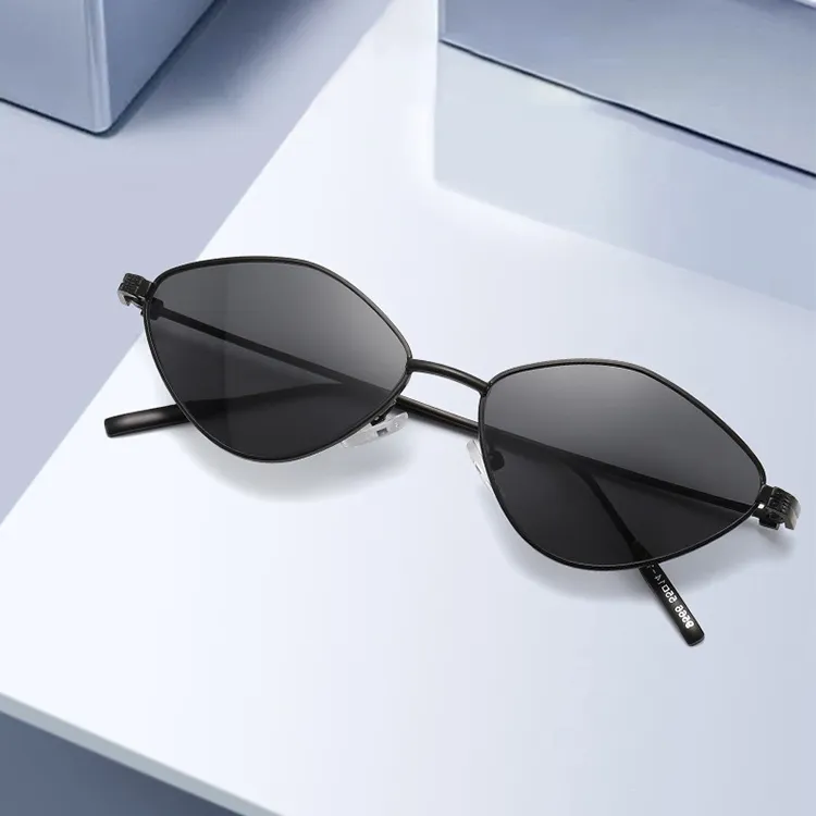 YUZHAOLIN Metal Irregular Shape Sunglasses Unisex-1