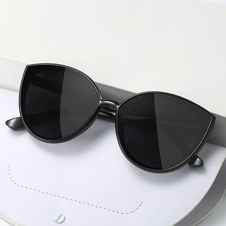 YUZHAOLIN PC Cat Eye Sunglasses Unisex-4