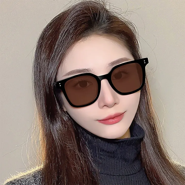 YUZHAOLIN PC Cat Eye Sunglasses Unisex-2