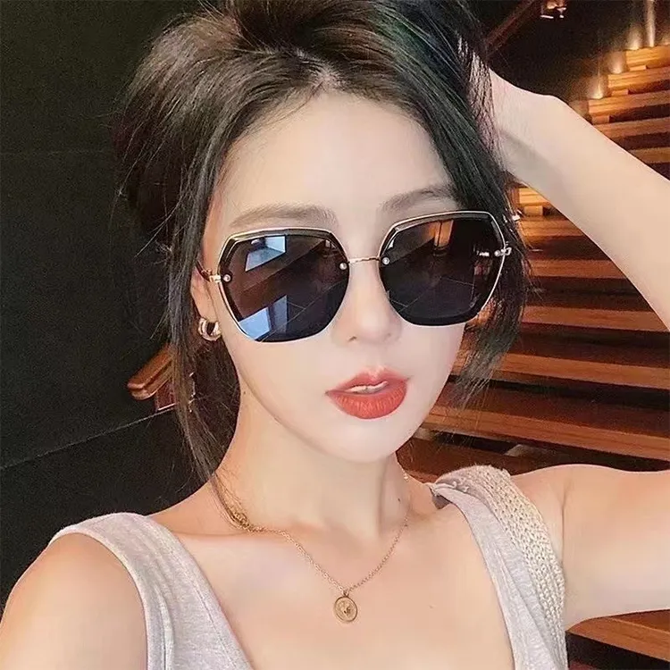 YUZHAOLIN Metal Irregular Shape Sunglasses Unisex-3