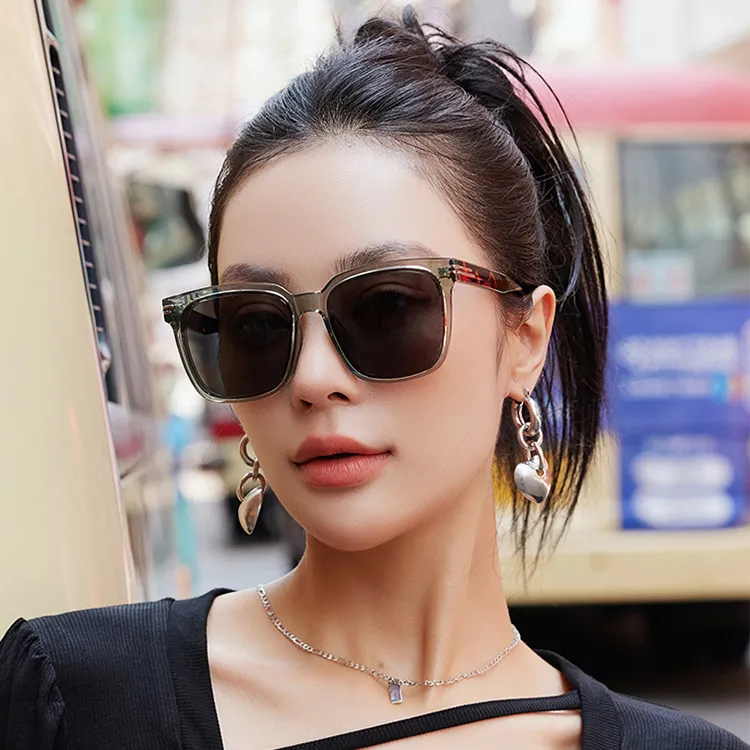 YUZHAOLIN TR/Memory Plastic Square Sunglasses Unisex-1