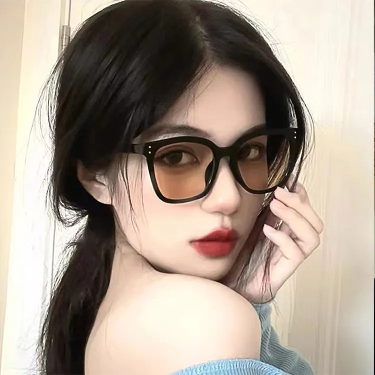 YUZHAOLIN PC Cat Eye Sunglasses Unisex-5
