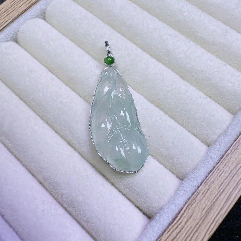 PUPAN High Ice Jade Jadeite Pendants Women's-1