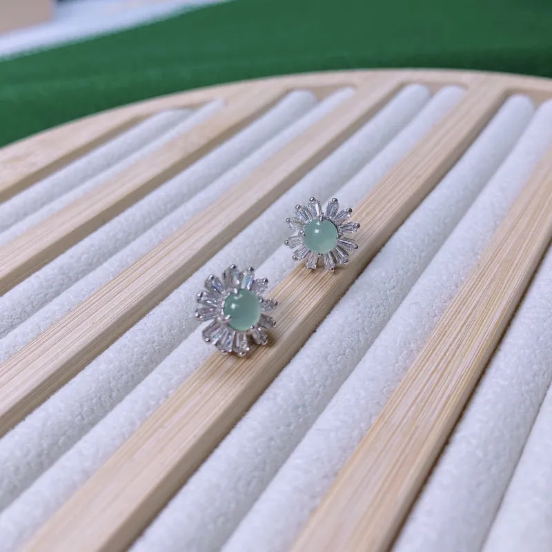 PUPAN Ice Glutinous Jadeite Stud Earrings Women's-3