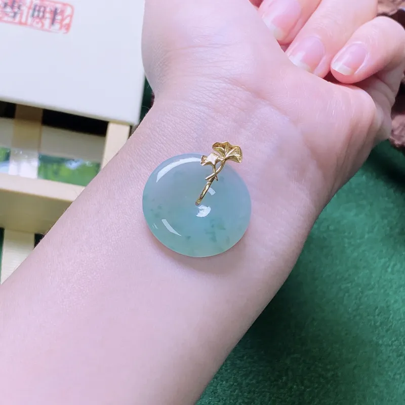 PUPAN Ice Glutinous Jadeite Pendants Women's-4