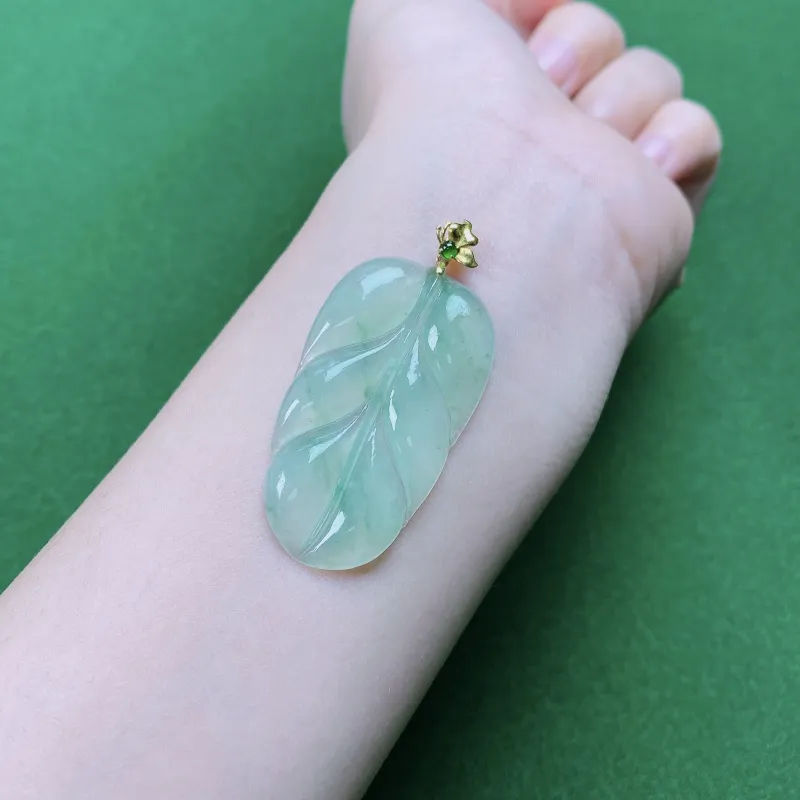 PUPAN Ice Glutinous Jadeite Pendants Women's-2