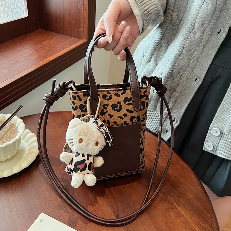 Yalu PU Shoulder Bag, Crossbody Bag, Handbag Women's Brown-1