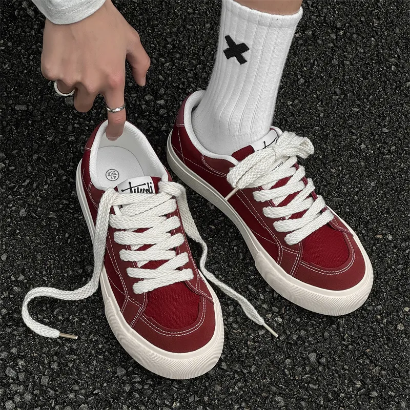 YUZHAOLIN Low Top Skateboard Shoes Men's-2