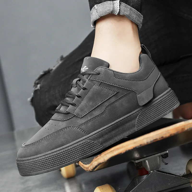 YUZHAOLIN Anti-Slip And Wear-Resistant Height Increasing Low-Top Skateboard Shoes Men's Box-9