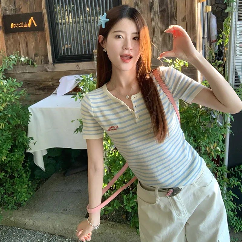 SUSANSAN Set in Sleeve T Shirt Women's-2