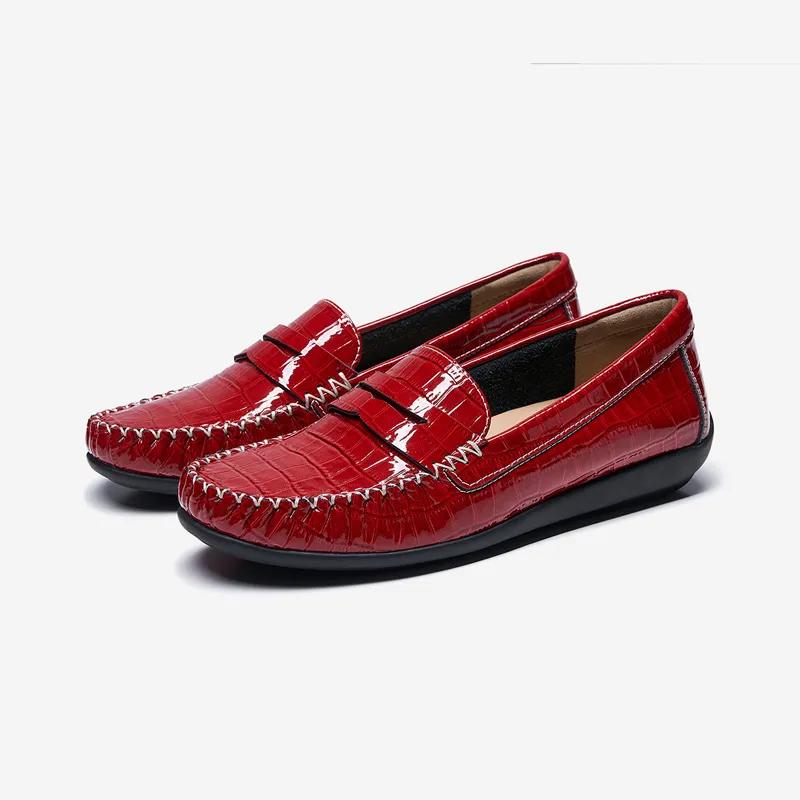 WALKER SHOP Loafers Women's Black/Ecru/Red-16