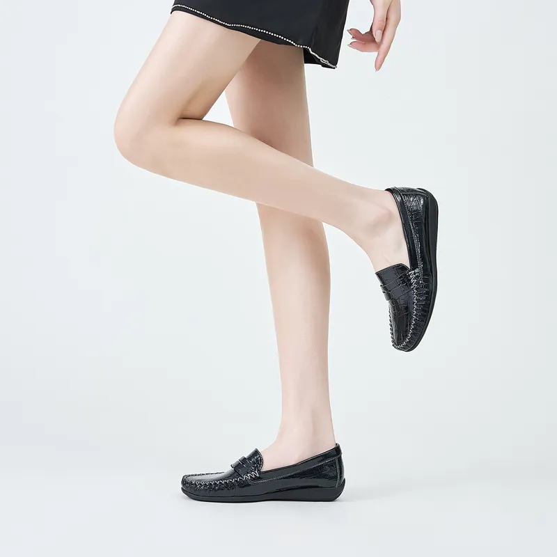 WALKER SHOP Loafers Women's Black/Ecru/Red-3