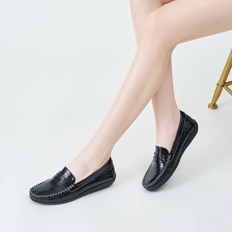 WALKER SHOP Loafers Women's Black/Ecru/Red-5