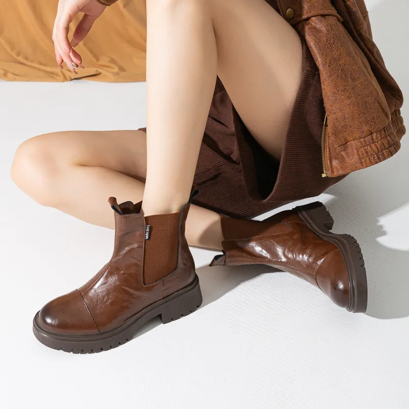 Walker Shop Chelsea Boots Women's-9