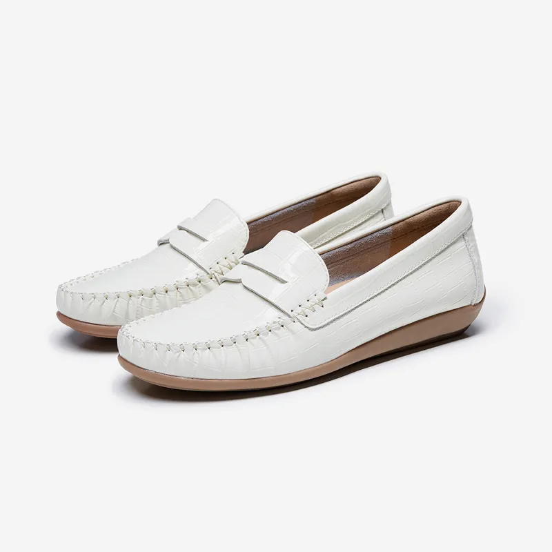 WALKER SHOP Loafers Women's Black/Ecru/Red-10