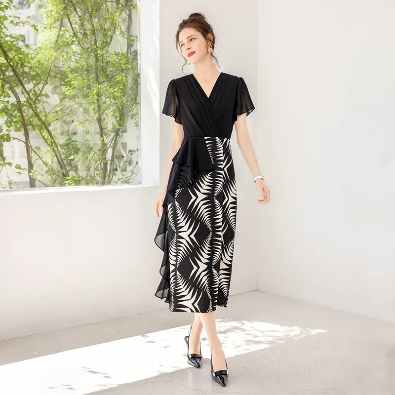 The Temptation Of The Muse Short Sleeved Dress Women's-2