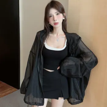 The Temptation Of The Muse Cropped Coat Women's