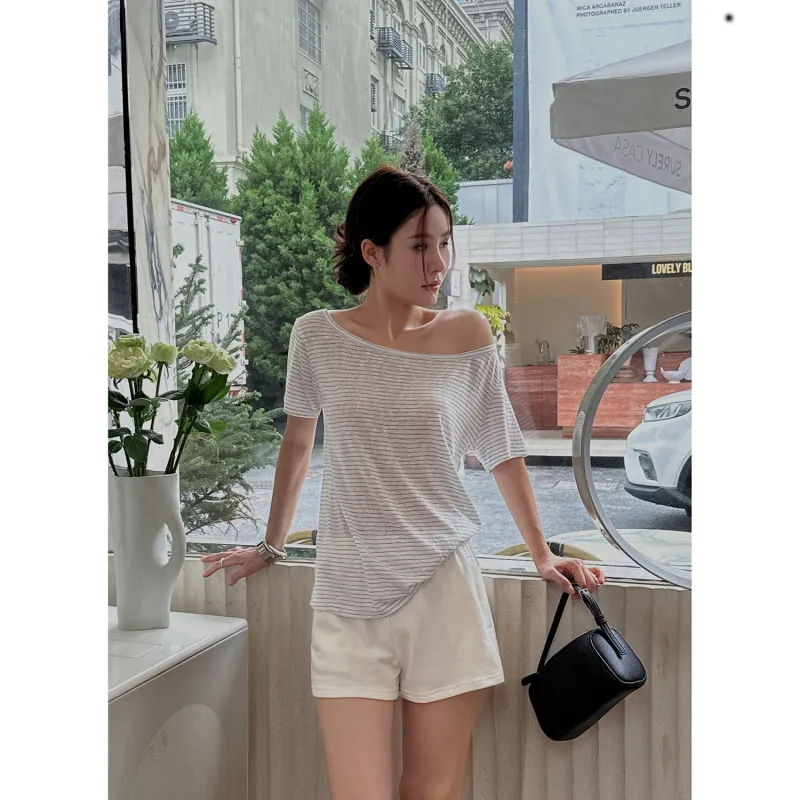 The Temptation Of The Muse T Shirt Women's-3