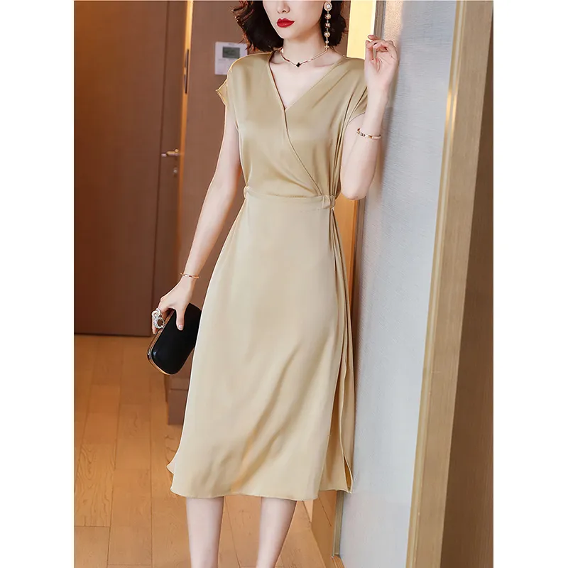 The Temptation Of The Muse Short Sleeved Dress Women's-3